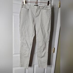Banana Republic Sloan Curvy Fit Crop Dress Pants Size 2 (28in Waist)